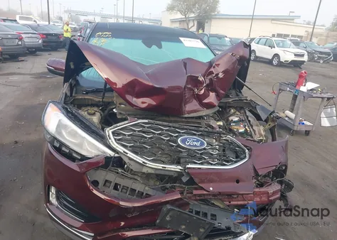 2020 Ford Edge Titanium z USA, uszkodzony, nr VIN 2FMPK3K97LBA35512